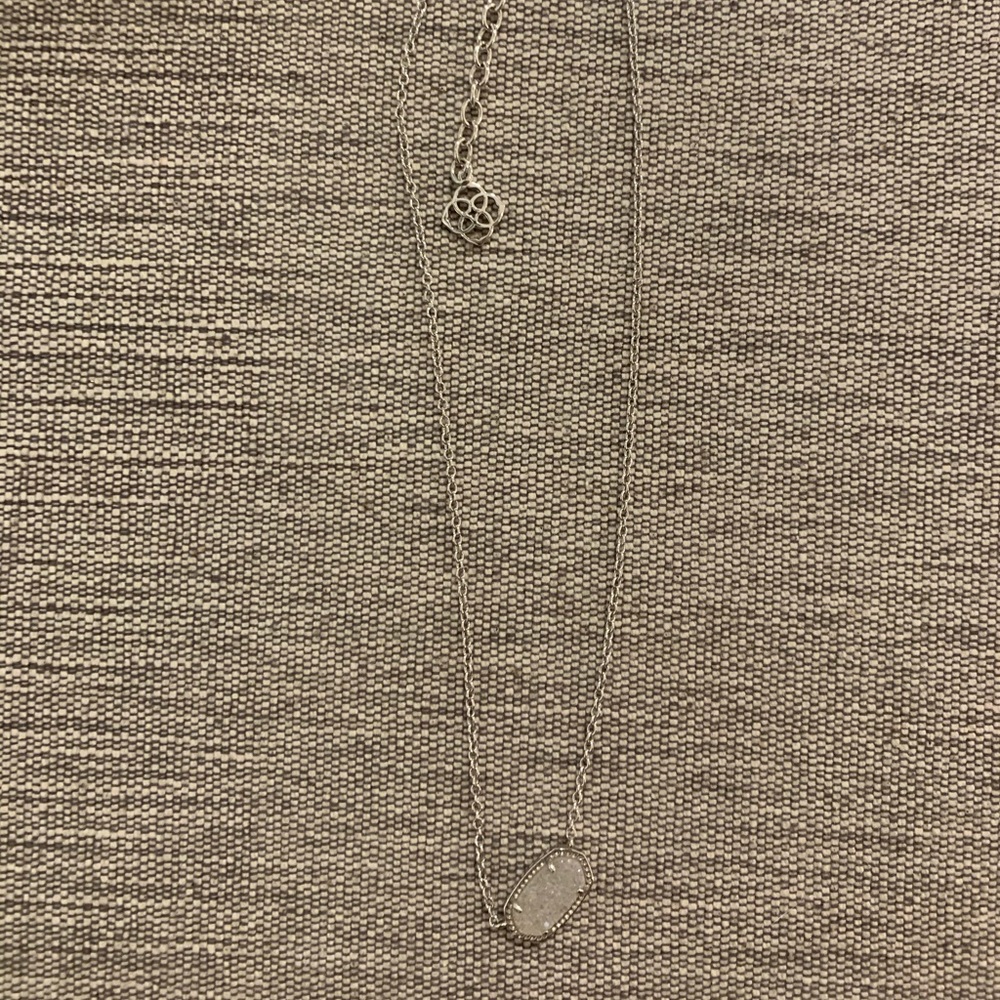 Kendra Scott Necklace! Worn once!!